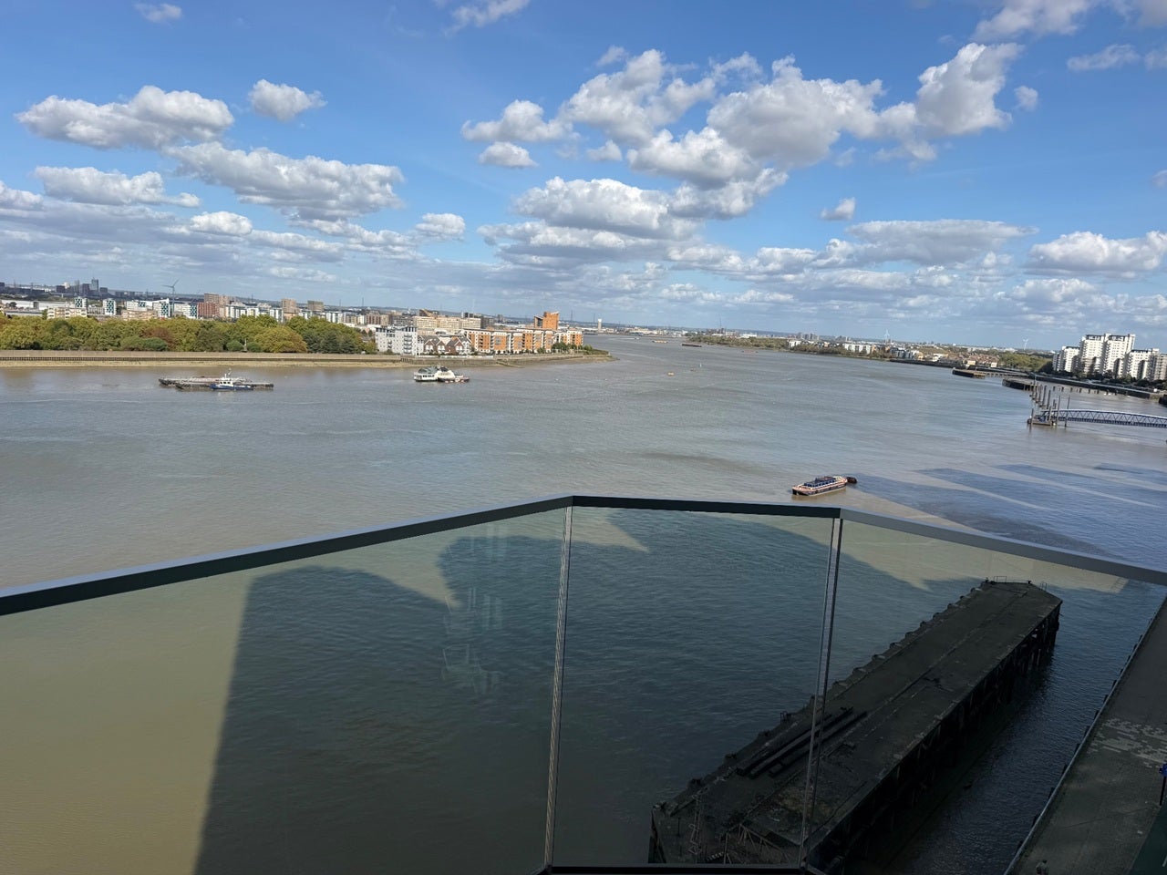 Flat Bell Water Gate in Greater London