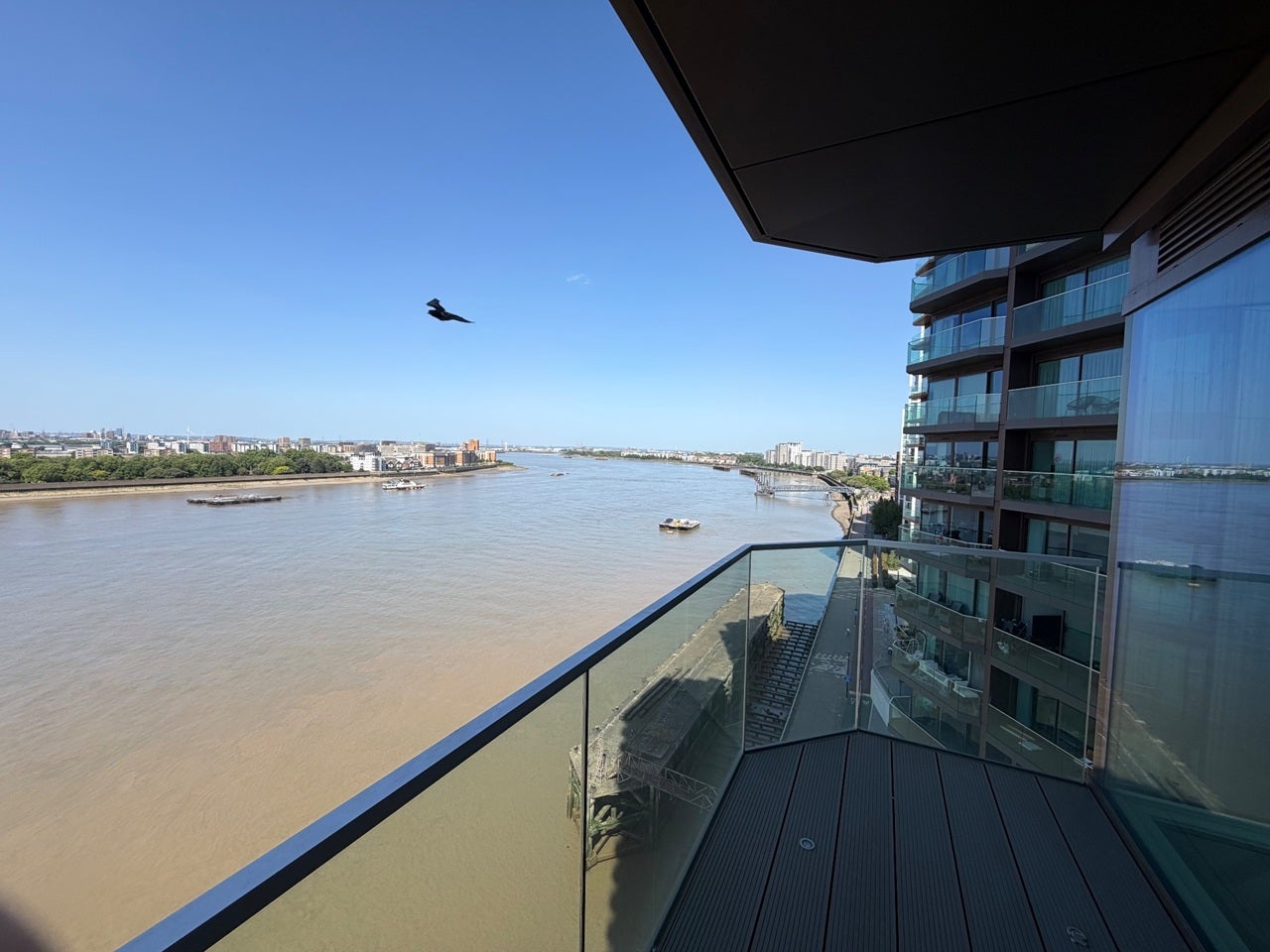 Flat Bell Water Gate in Greater London