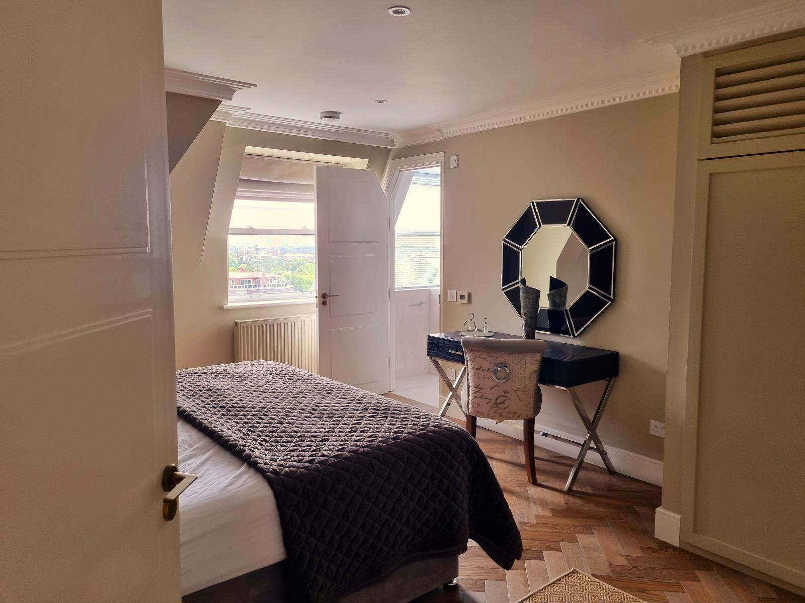 Flat Boydell Court in Greater London