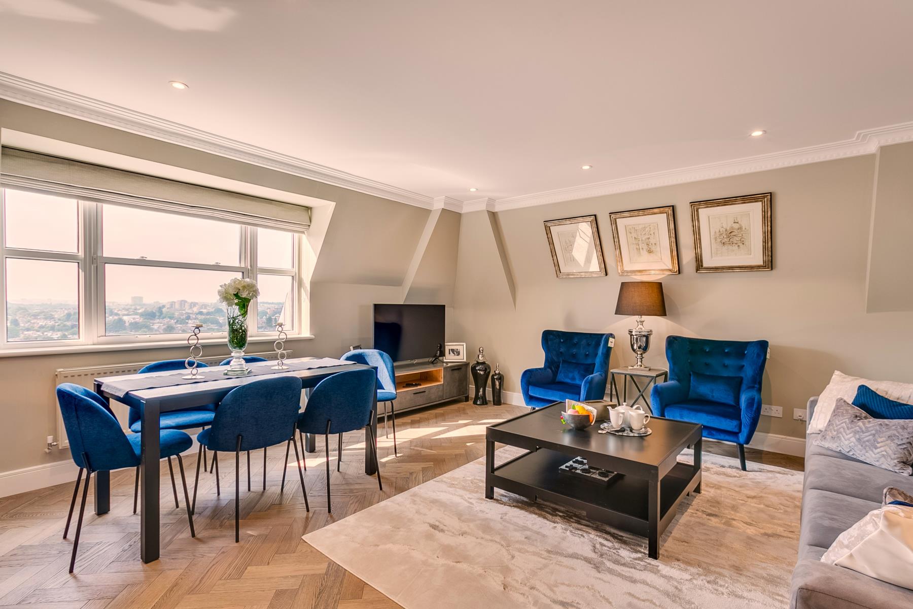 Flat Boydell Court in Greater London