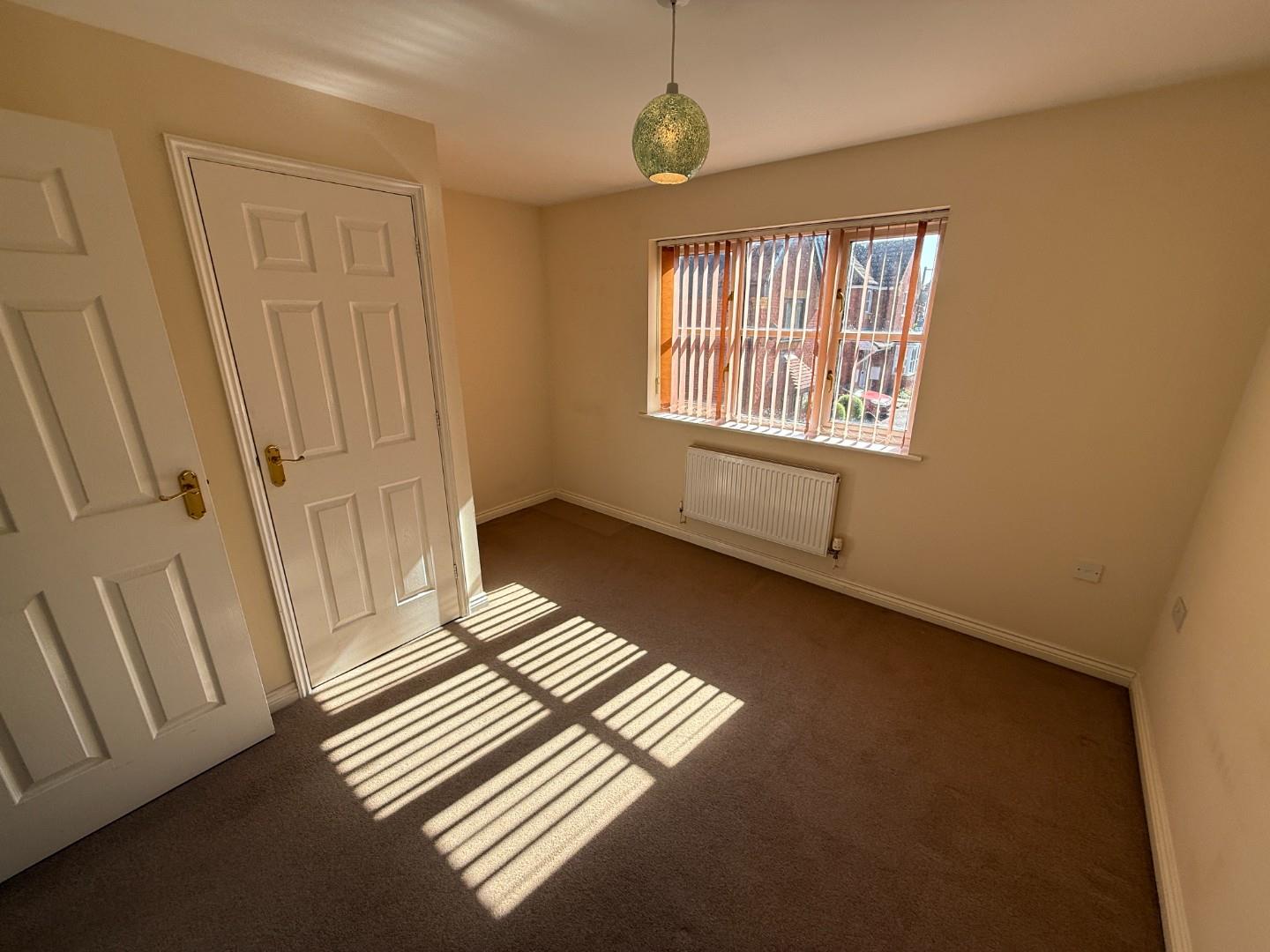 House Banktop Place in Shenley Brook End