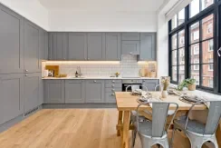 Flat Great Titchfield Street in City of Westminster