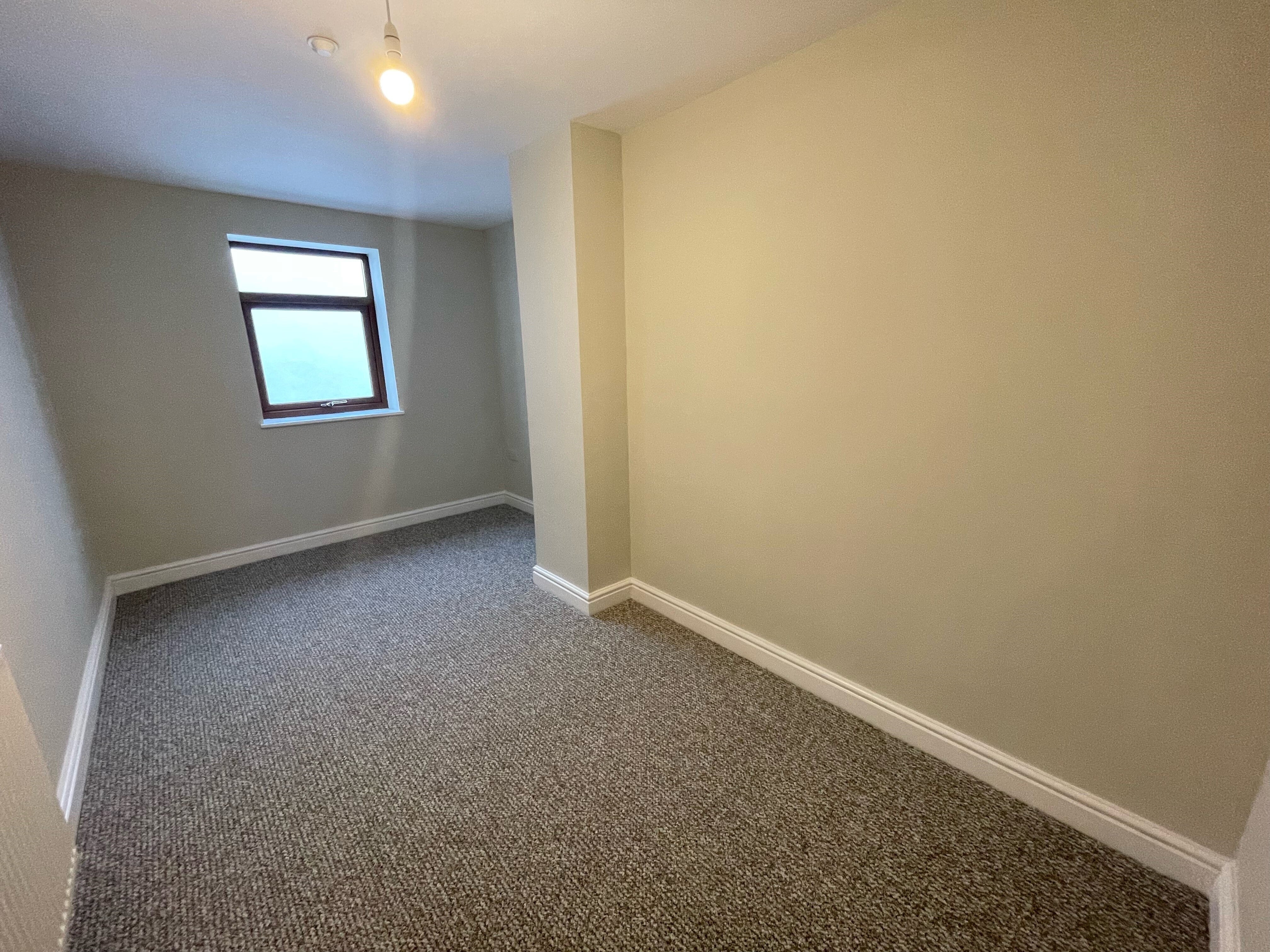 Flat West Grove in Cardiff