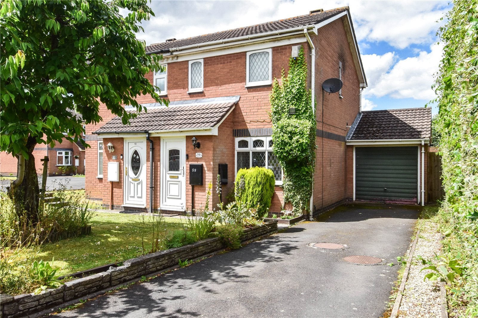 House Heathlands Grove in Birmingham