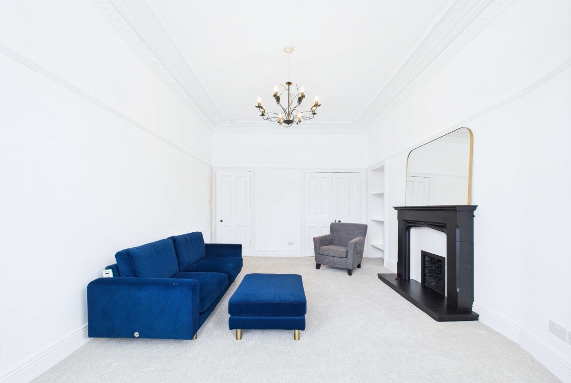 Flat Greenlaw Avenue in Paisley