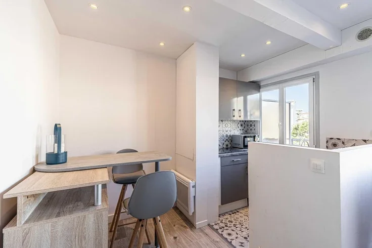 Appartement Rue Rouaze à Cannes