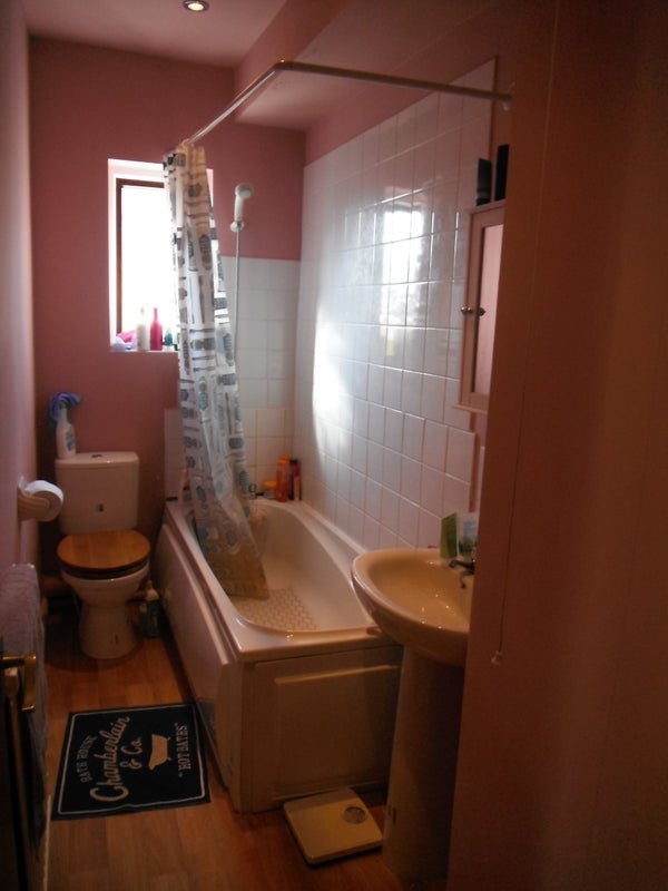 Room Newent Lane in Sheffield