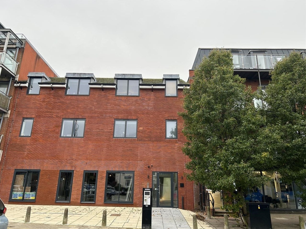 Flat Rainsford Road in Chelmsford