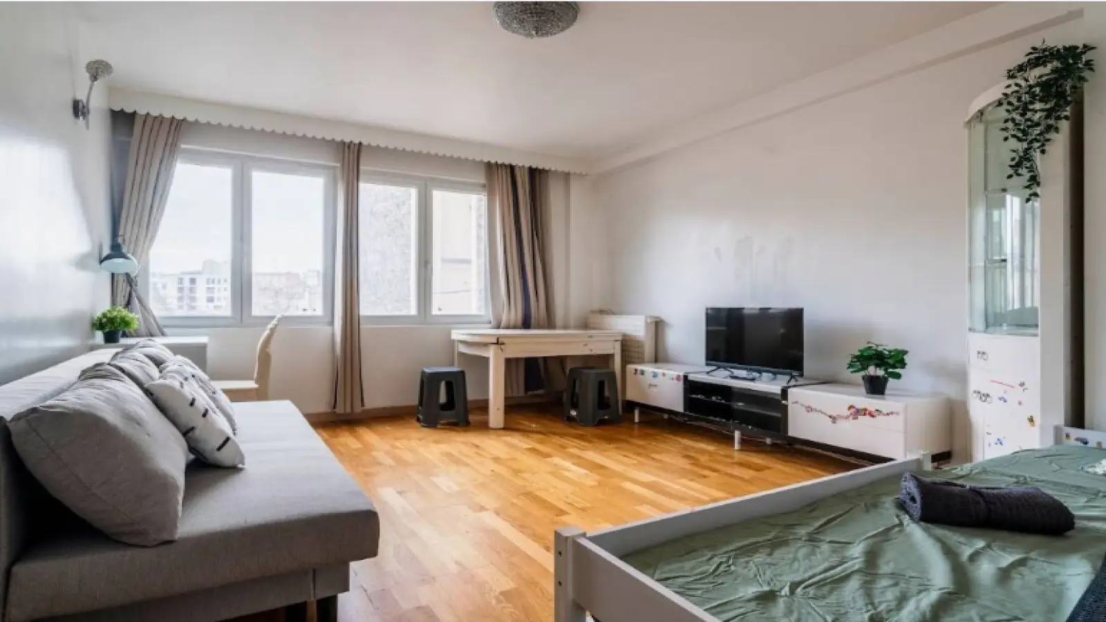 Flat Rue des Grilles in Pantin