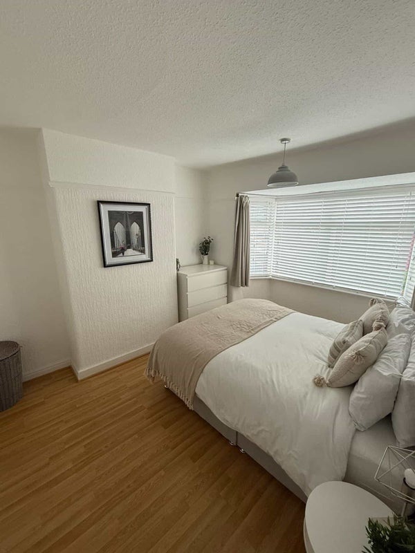 Room Ash Walk in Middleton