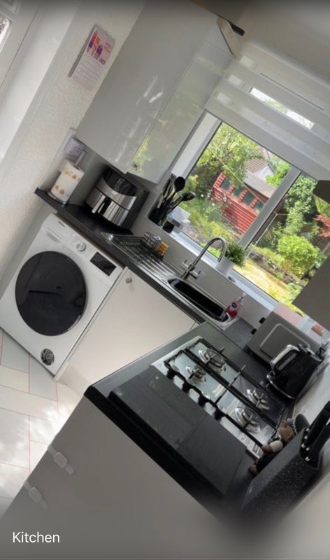 Room Ash Walk in Middleton