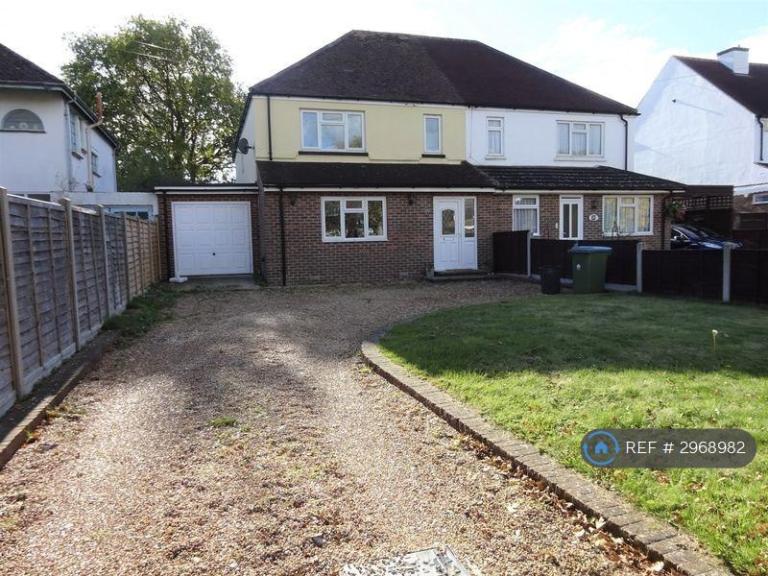 House Outerwyke Road in Arun