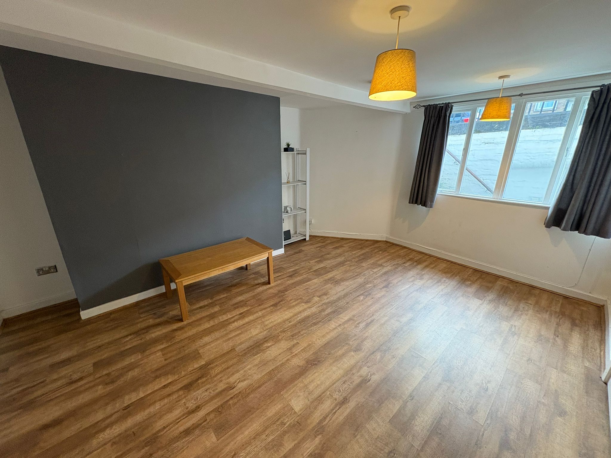 Flat Dale Street in Royal Leamington Spa