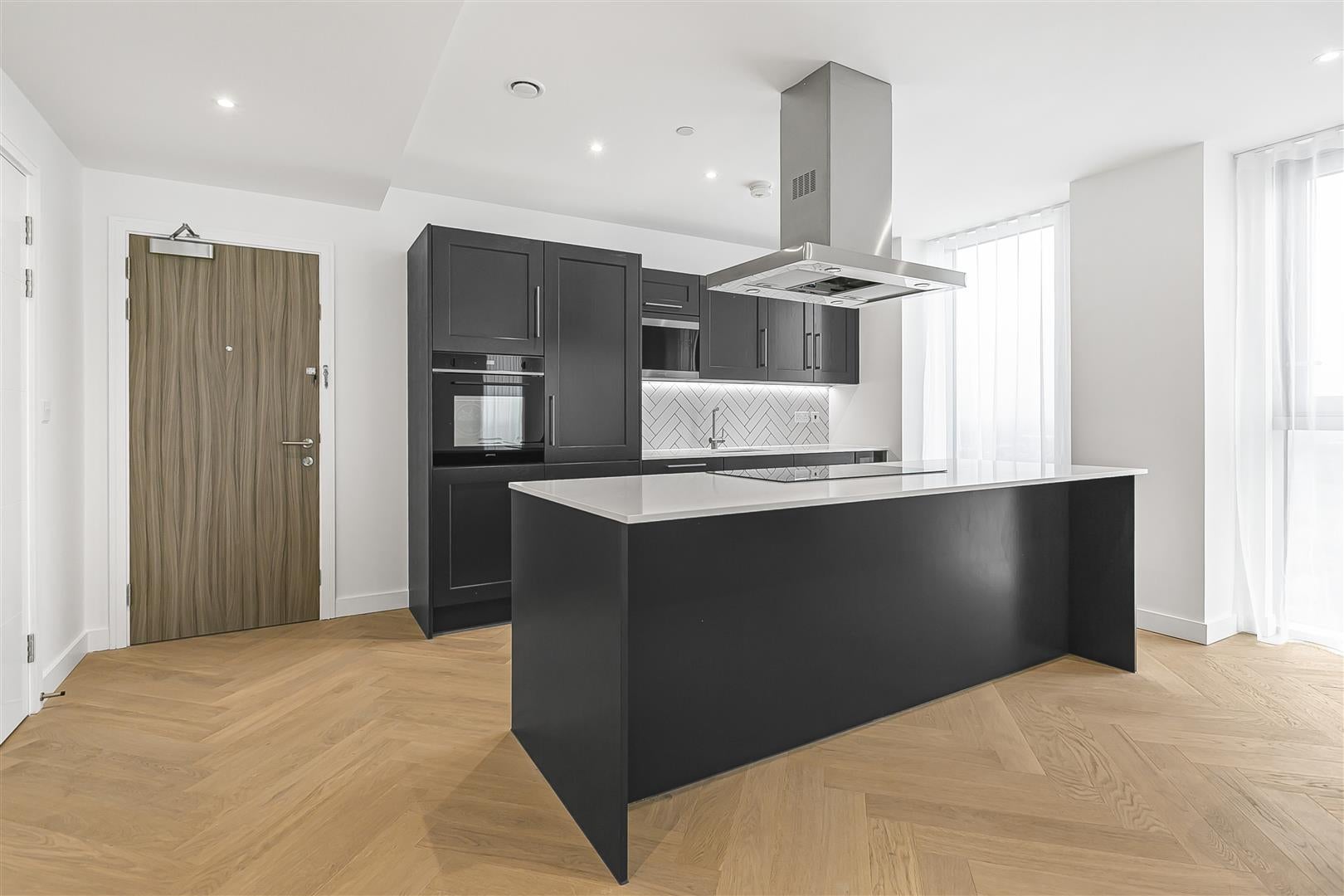 Flat Beechen Grove in Watford