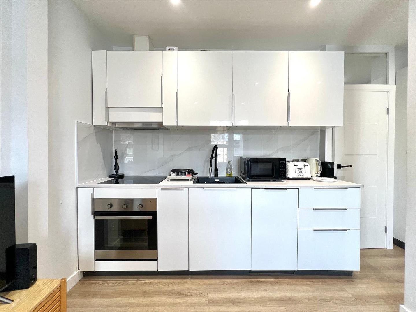 Flat Blackhorse Lane in Greater London