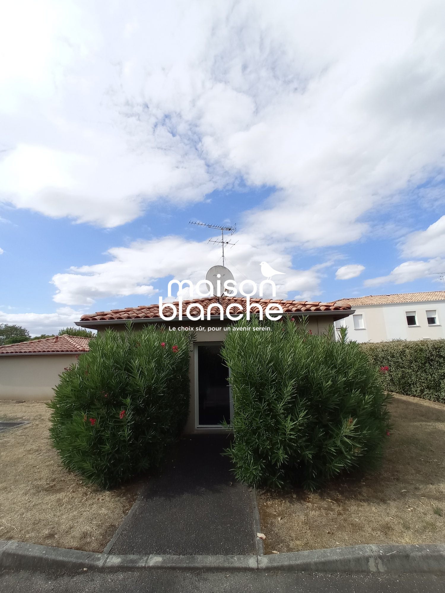 Maison Route de l'Isle à Porchères