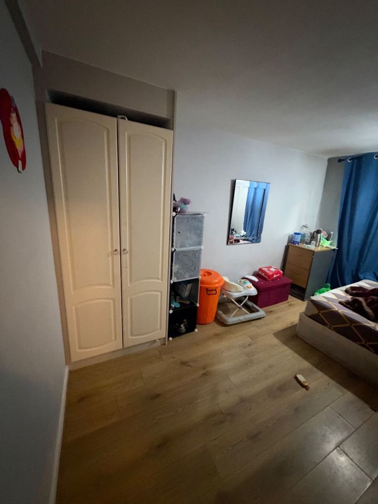 Flat The Broadway in Greater London