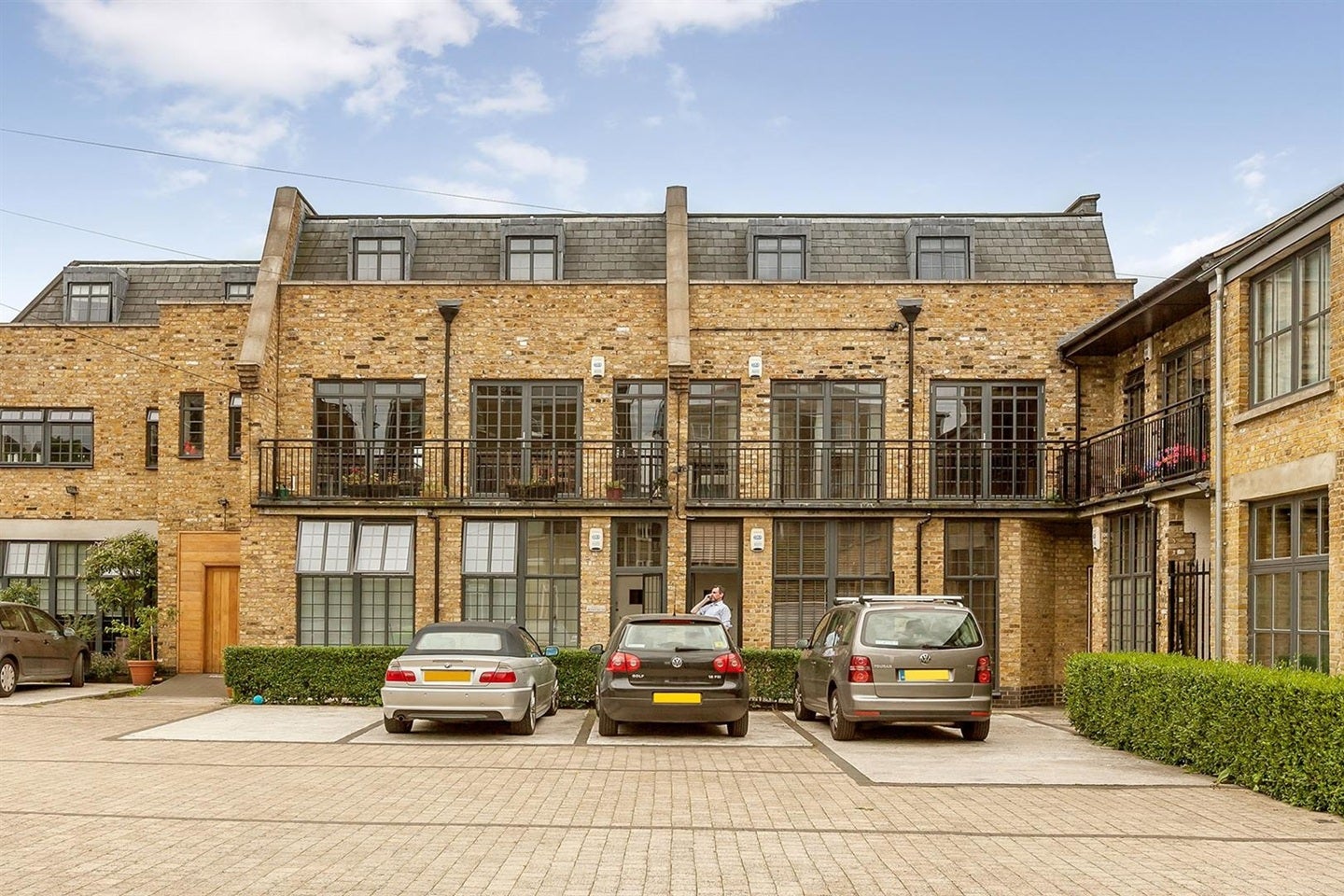 Flat Agar Grove in Greater London