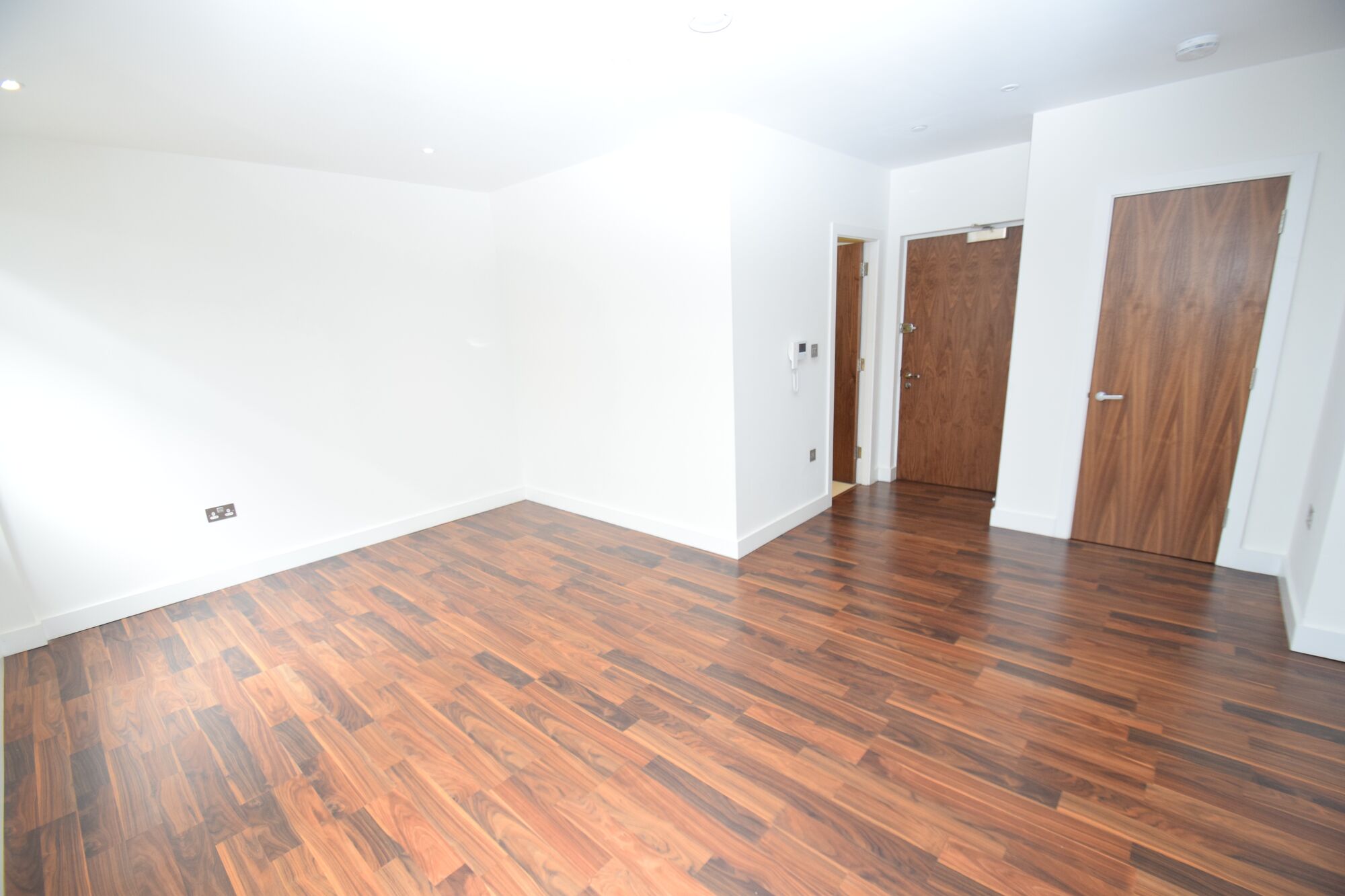 Flat Mendy Street in High Wycombe