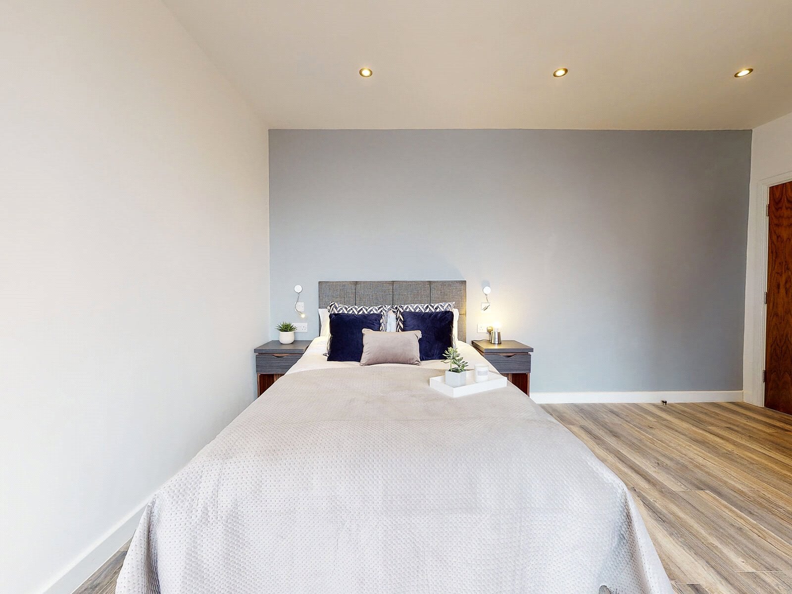 Flat Hyde Terrace in Leeds