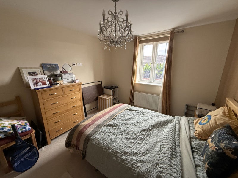 Flat Hornbeam Close in Bradley Stoke