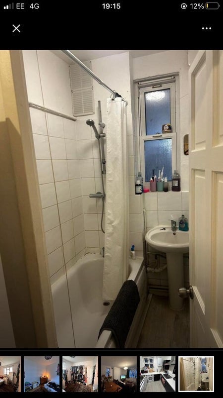 Room Temple Street in Greater London