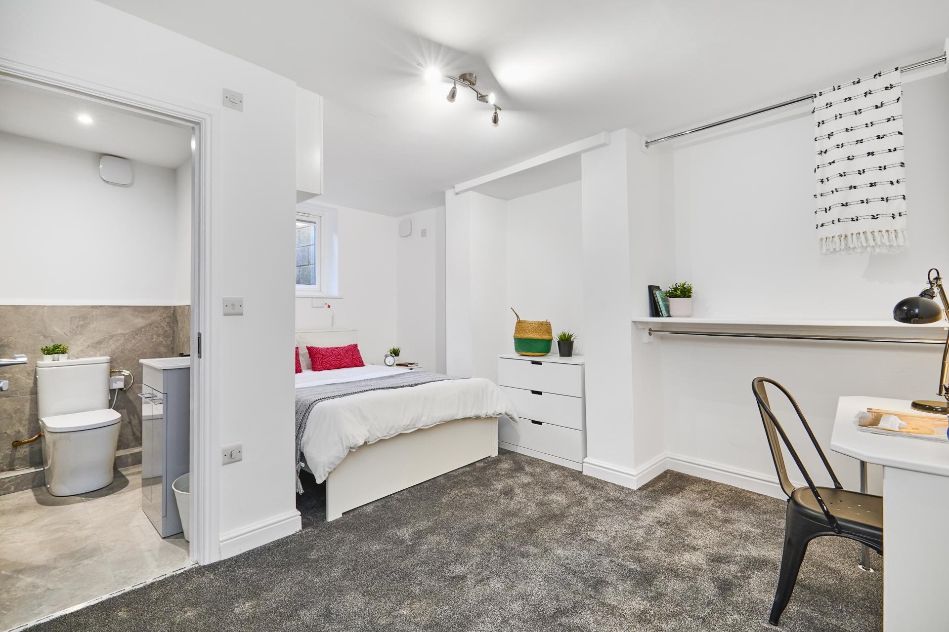 Room Melville Place in Leeds