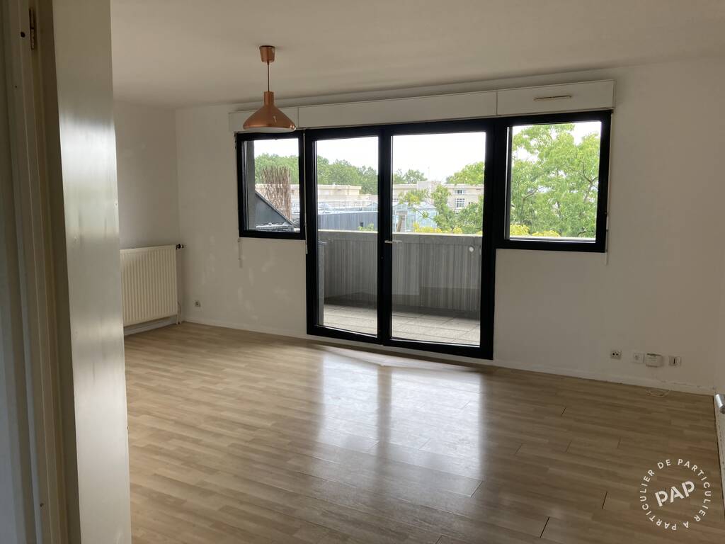 Flat Rue Père André Jarlan in Évry