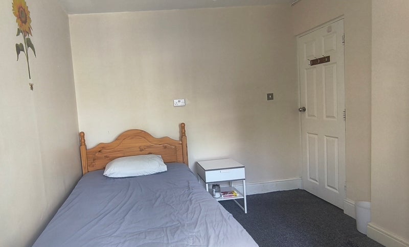 Room Oakington Avenue in Greater London