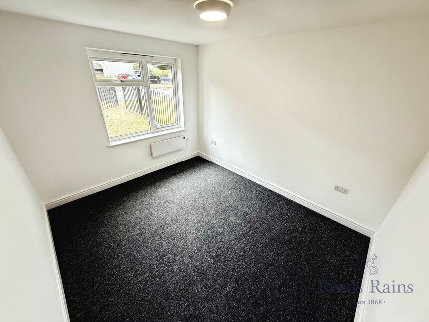 Flat Gordon Street in Newcastle-under-Lyme