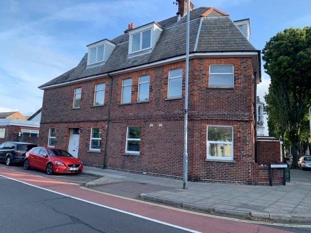 Flat Devonshire Avenue in Portsmouth