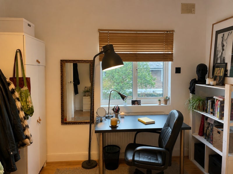 Room Brighton Road in Greater London