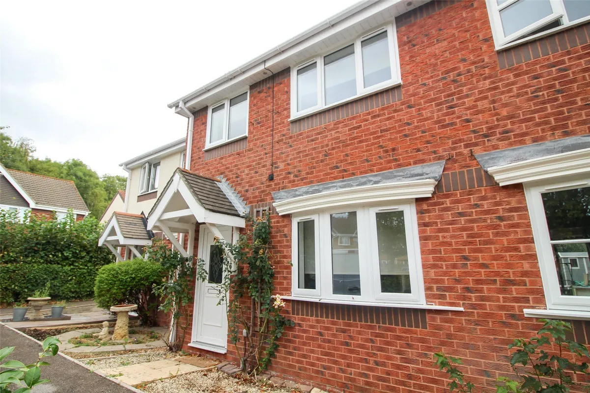 House Astral Gardens in Eastleigh