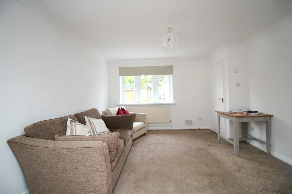 House Astral Gardens in Eastleigh