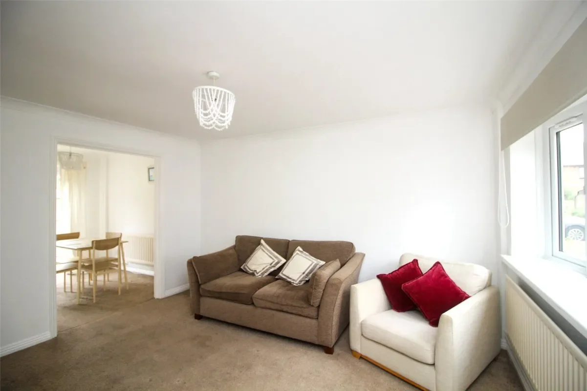 House Astral Gardens in Eastleigh