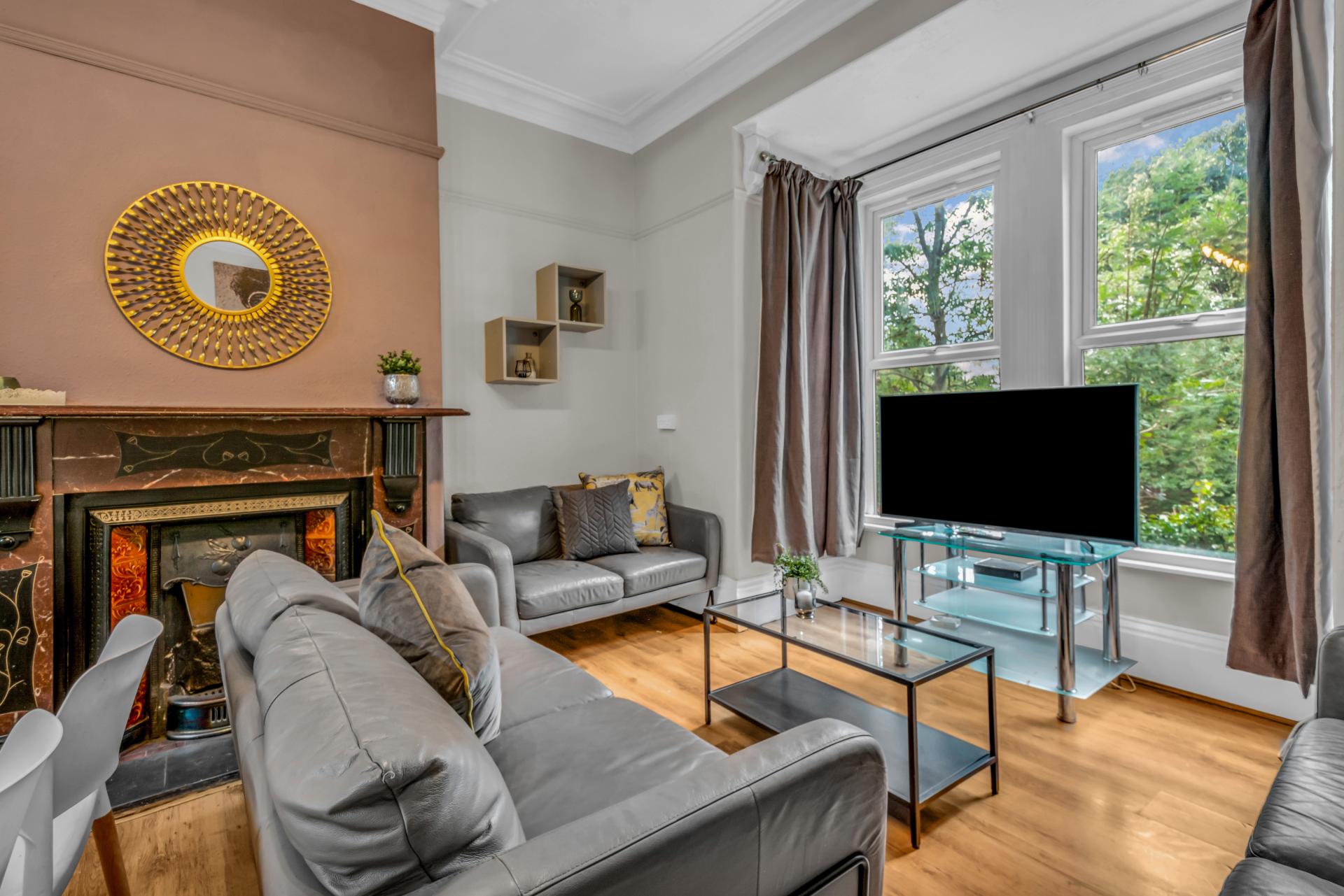 Room Winstanley Terrace in Leeds