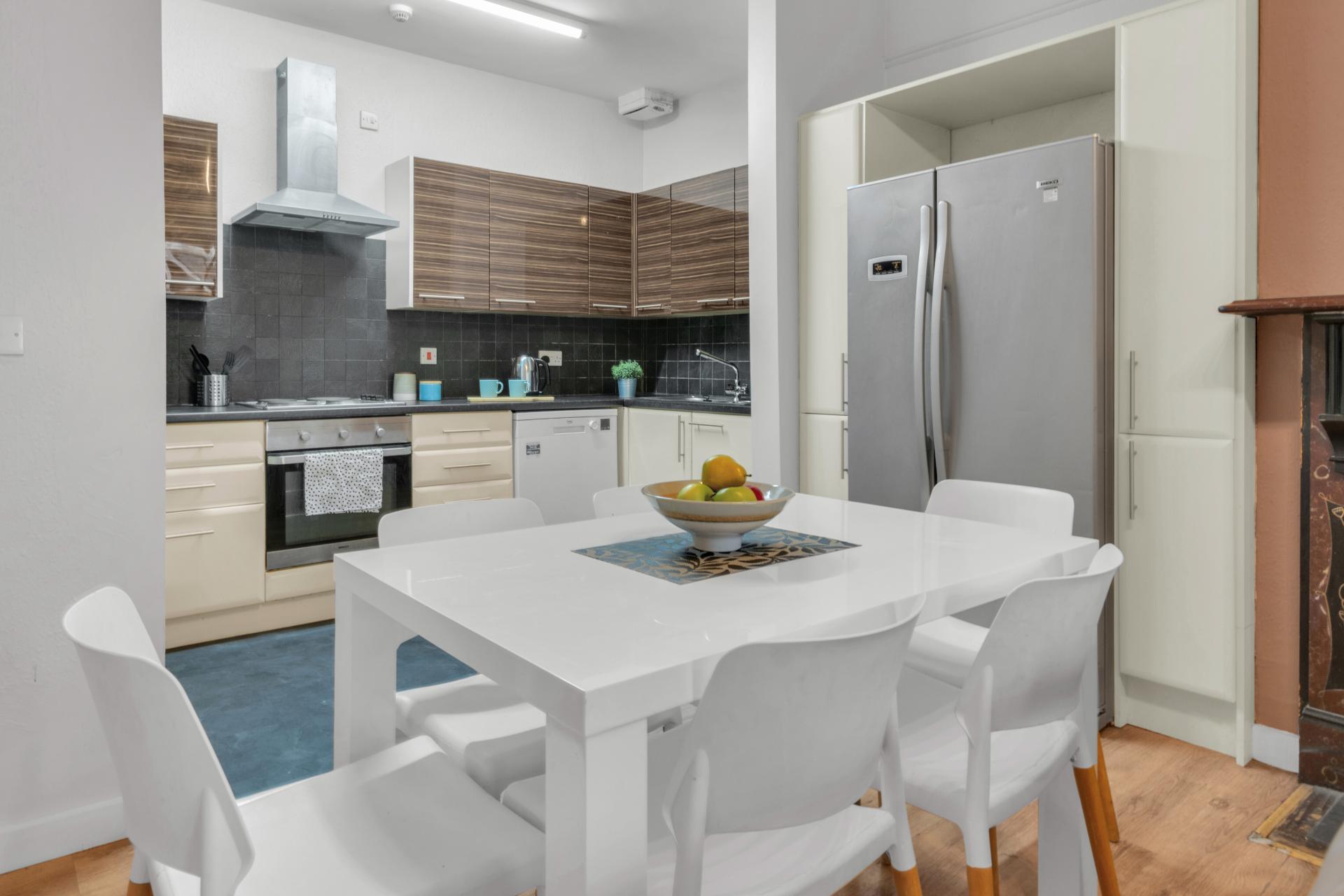 Room Winstanley Terrace in Leeds