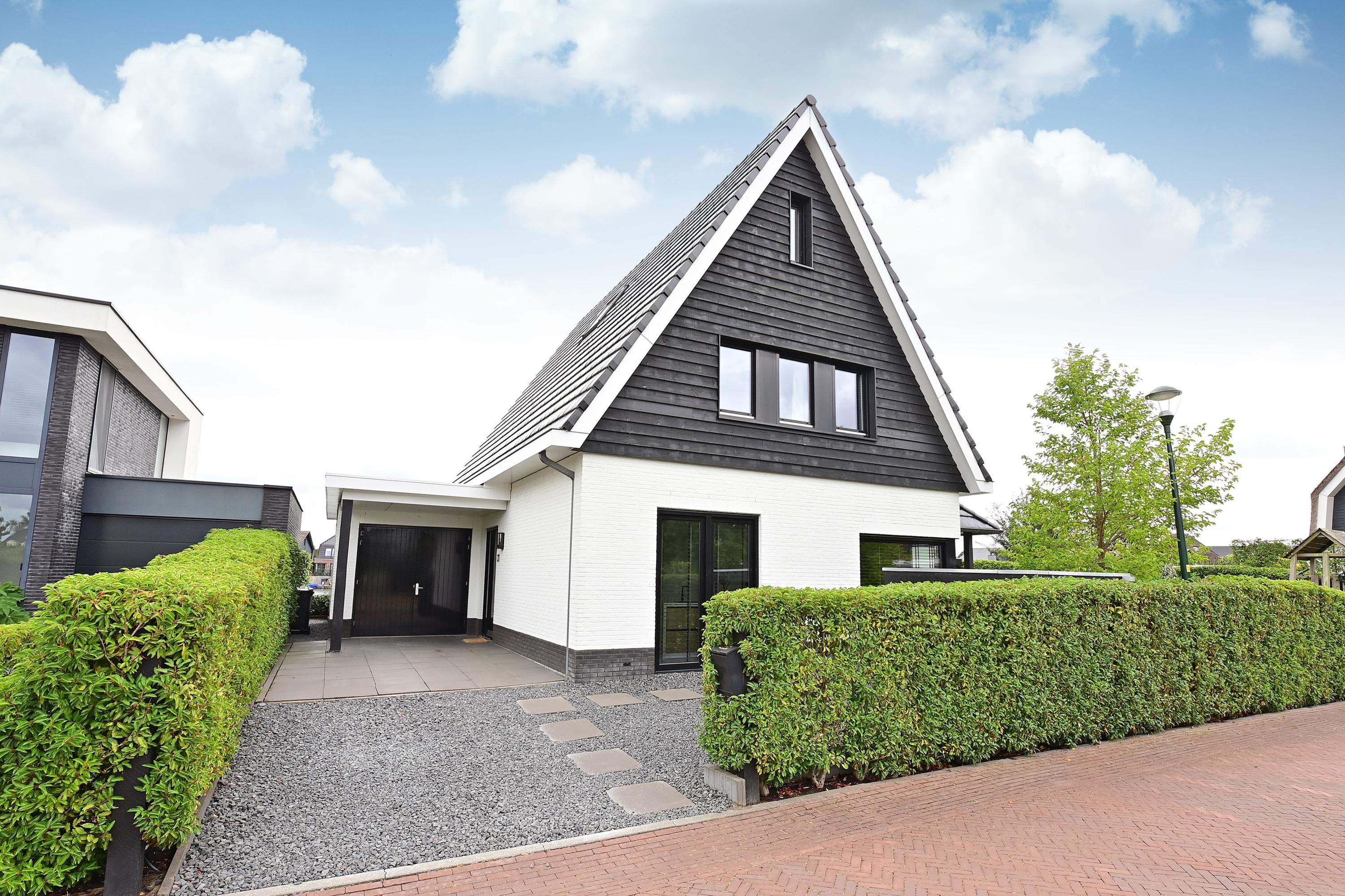 Vrijstaande woning te koop: Laantje van Bruijn 31, Blaricum