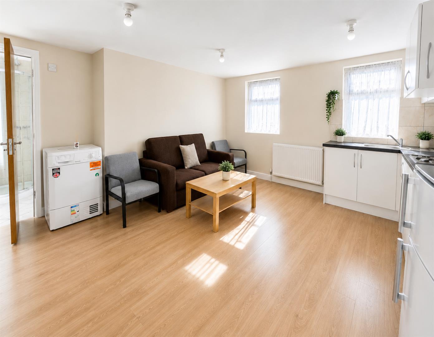 Flat Blackberry Farm Close in Greater London