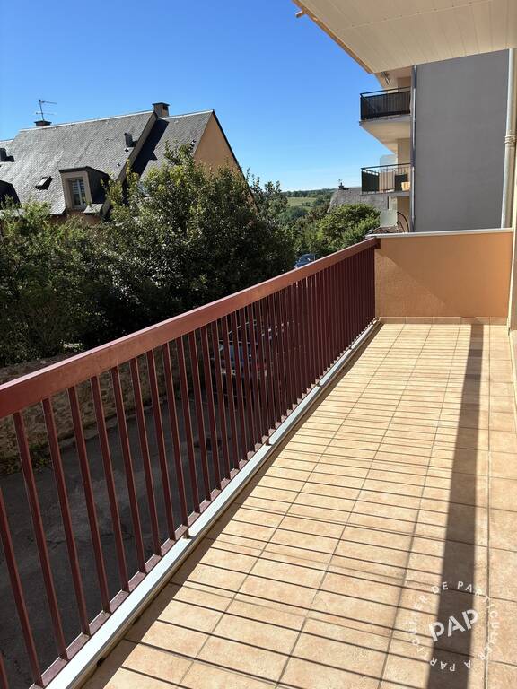 Flat Pont sur l'Aveyron in Montrozier