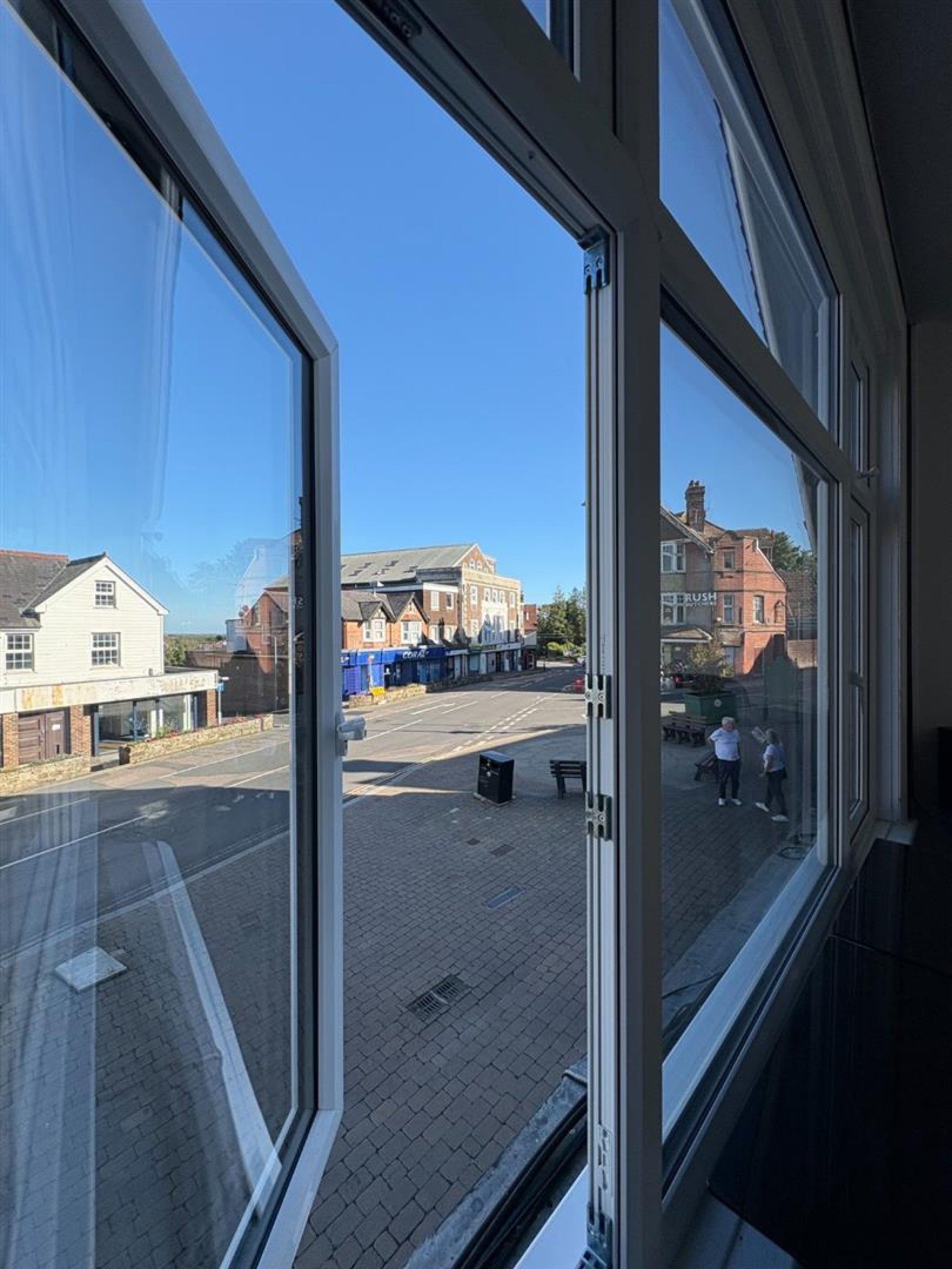 Room The Broadway in Wealden