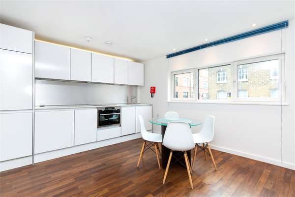 Flat Islington Green in Greater London