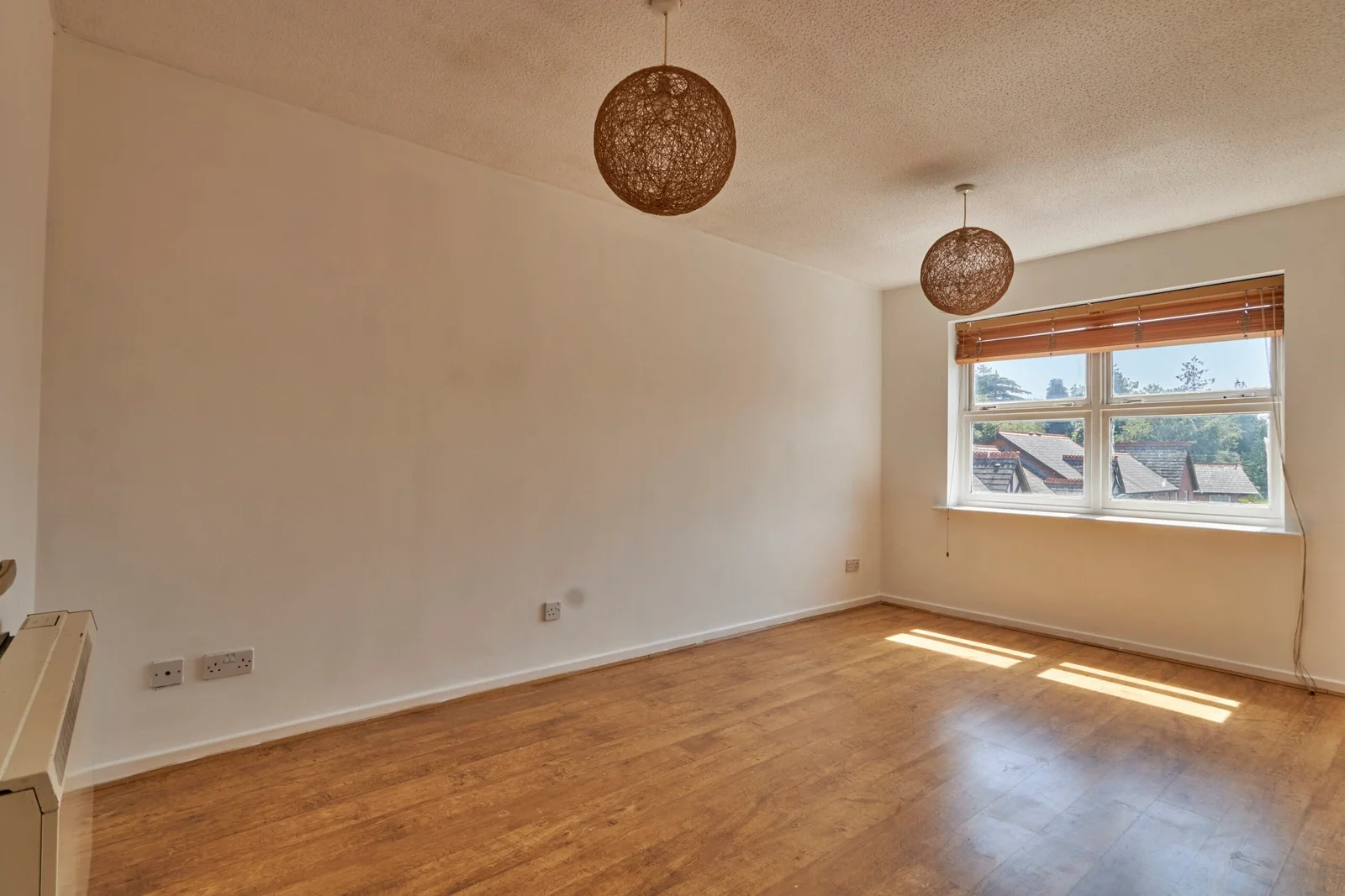 Flat Holloway Street in Exeter