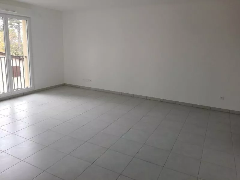 Appartement Rue de la Mairie à Lentilly