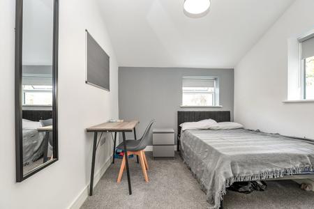 Room Norman Road in Portsmouth