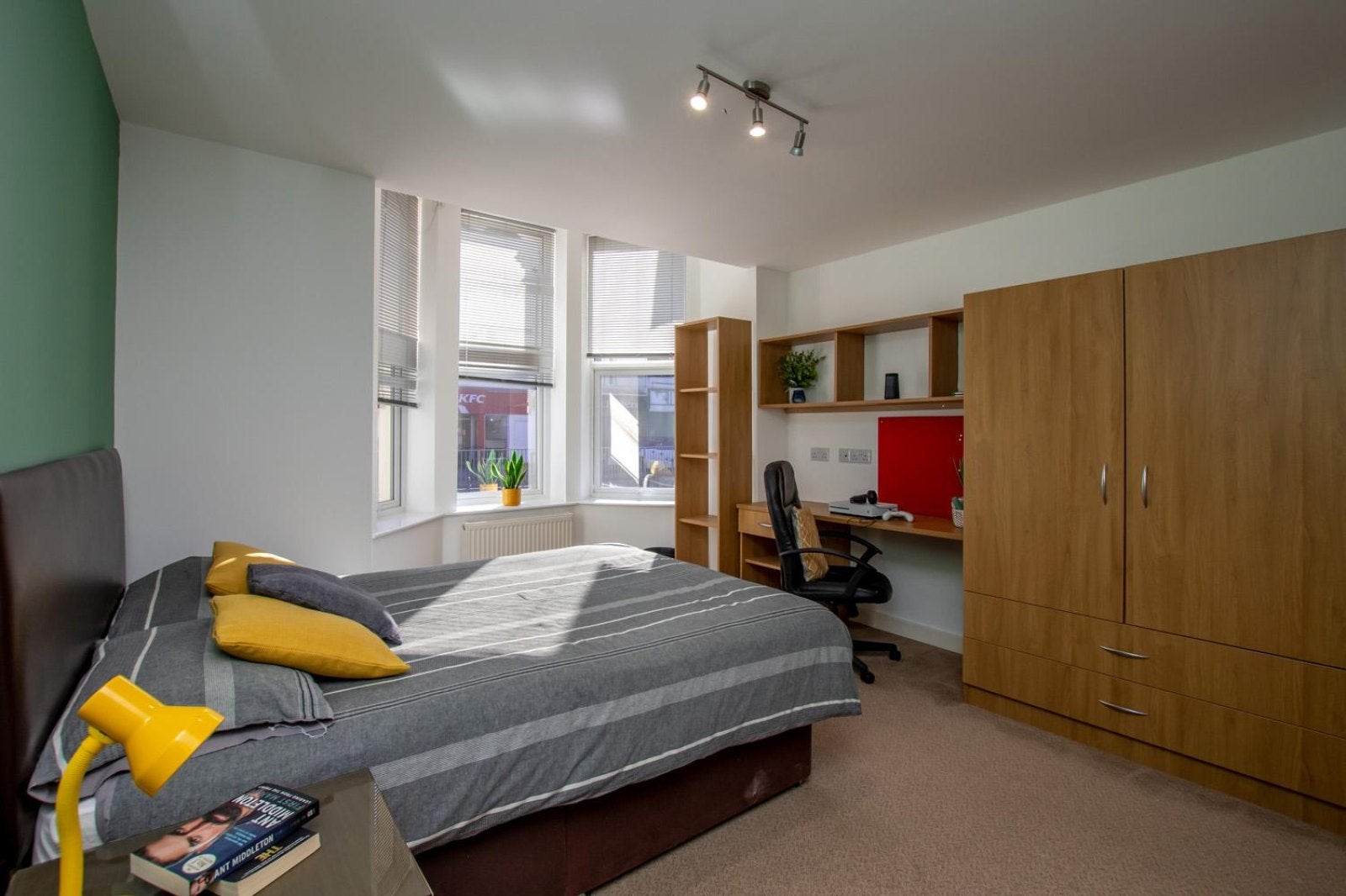 Flat Finsbury Lane in Plymouth