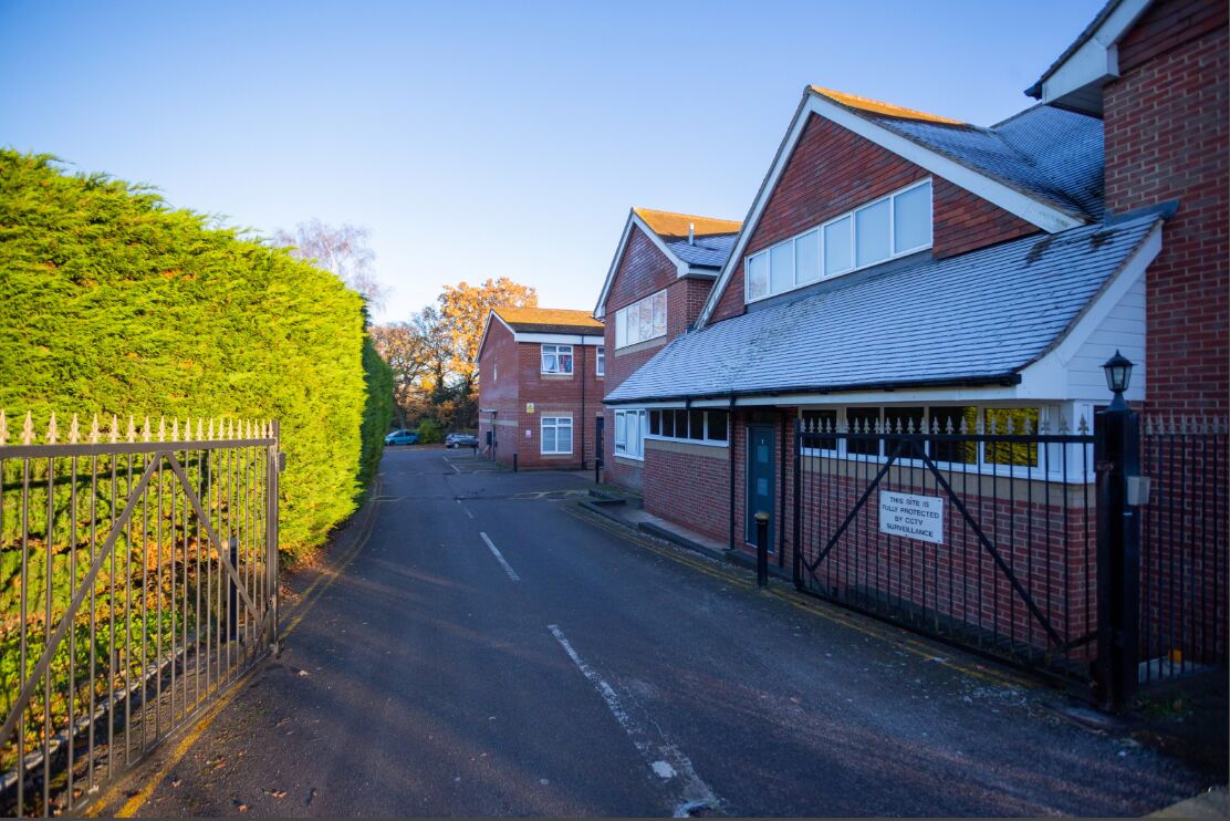 Flat Basingstoke Road in Riseley