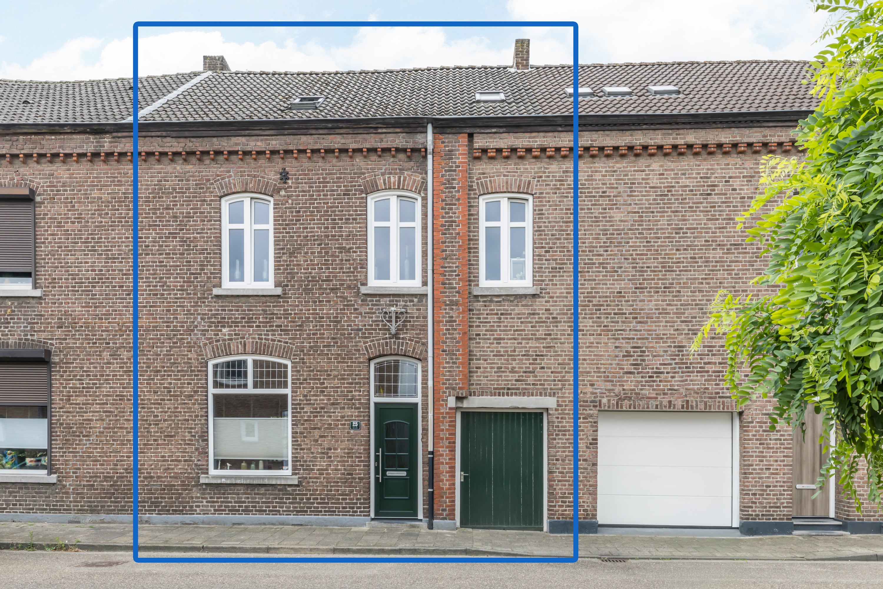 Huis Overbroekerstraat 25 in Hoensbroek