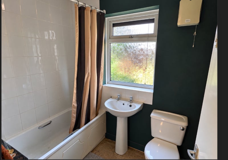 Room Downham Crescent in Prestwich