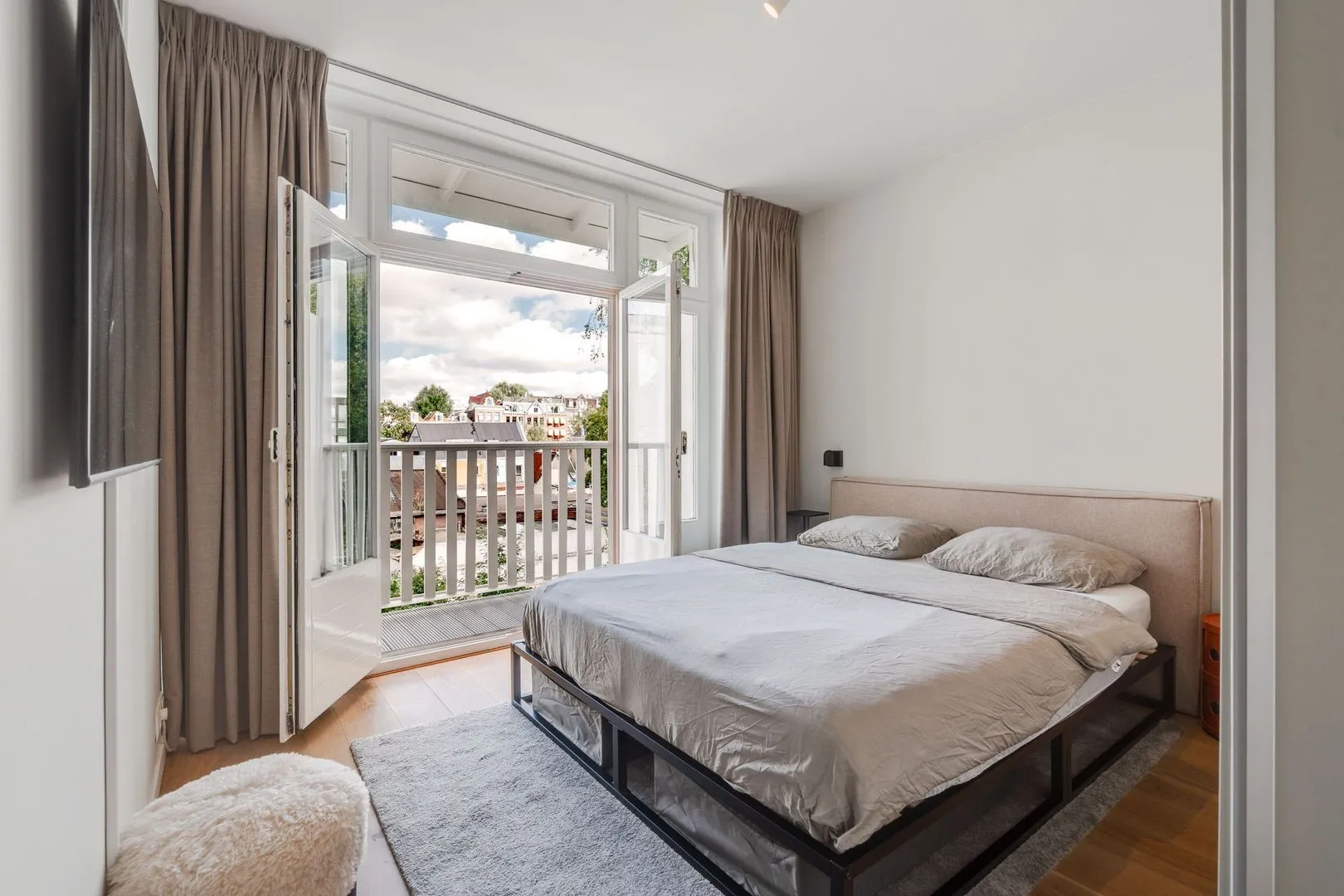 Appartement te koop: Wakkerstraat 18C, Amsterdam